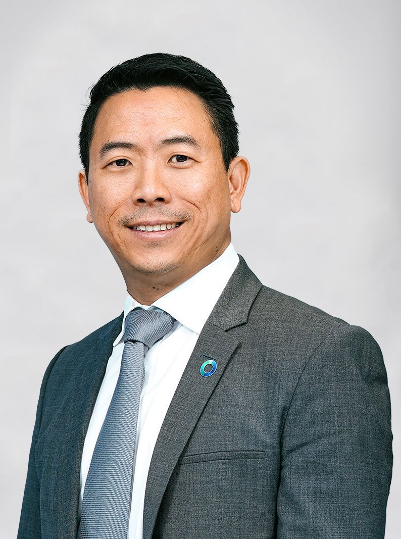 Mr. Thomas Pramotedham